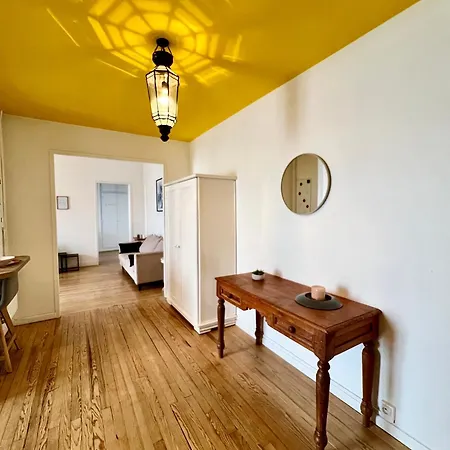 L'ecume, Avec Wifi, En Centre-ville De * 鲁瓦扬