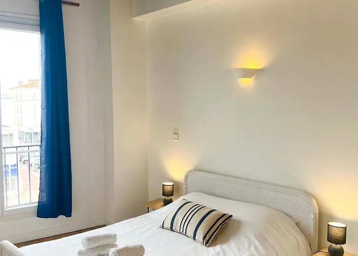 L'ecume, Avec Wifi, En Centre-ville De Appartamento Royan